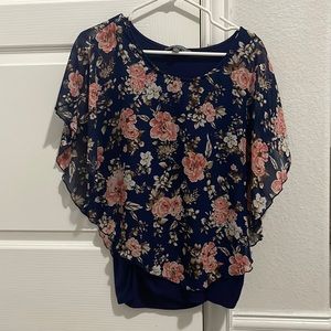 Beautiful maternity floral blouse great for summer!